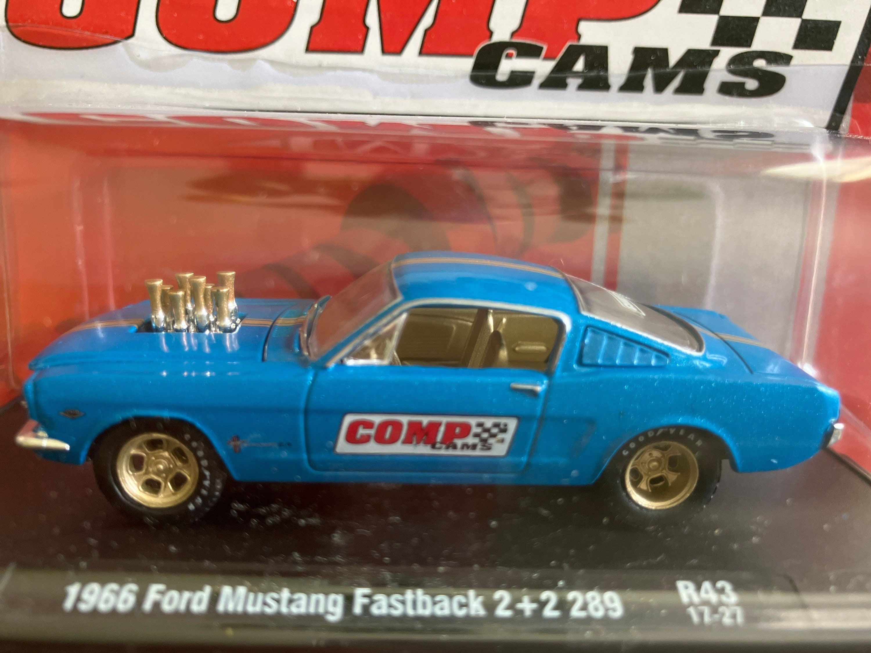 ●M2 Machines 1966 Ford Mustang チェイス 1:24 M2 Machines R114 - Hurst 1966 Ford Mustang Fastback 2+2 Chase