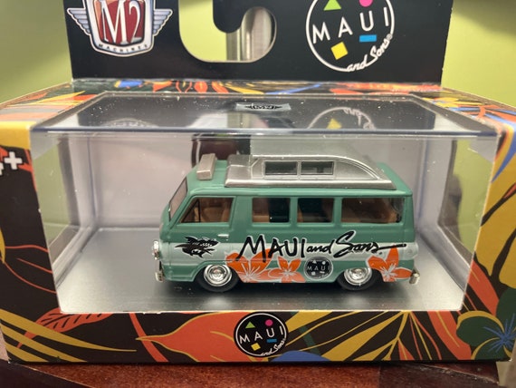 M2 Machines 1965 Dodge A-100 Camper Van -1/64 Diecast Truck in New