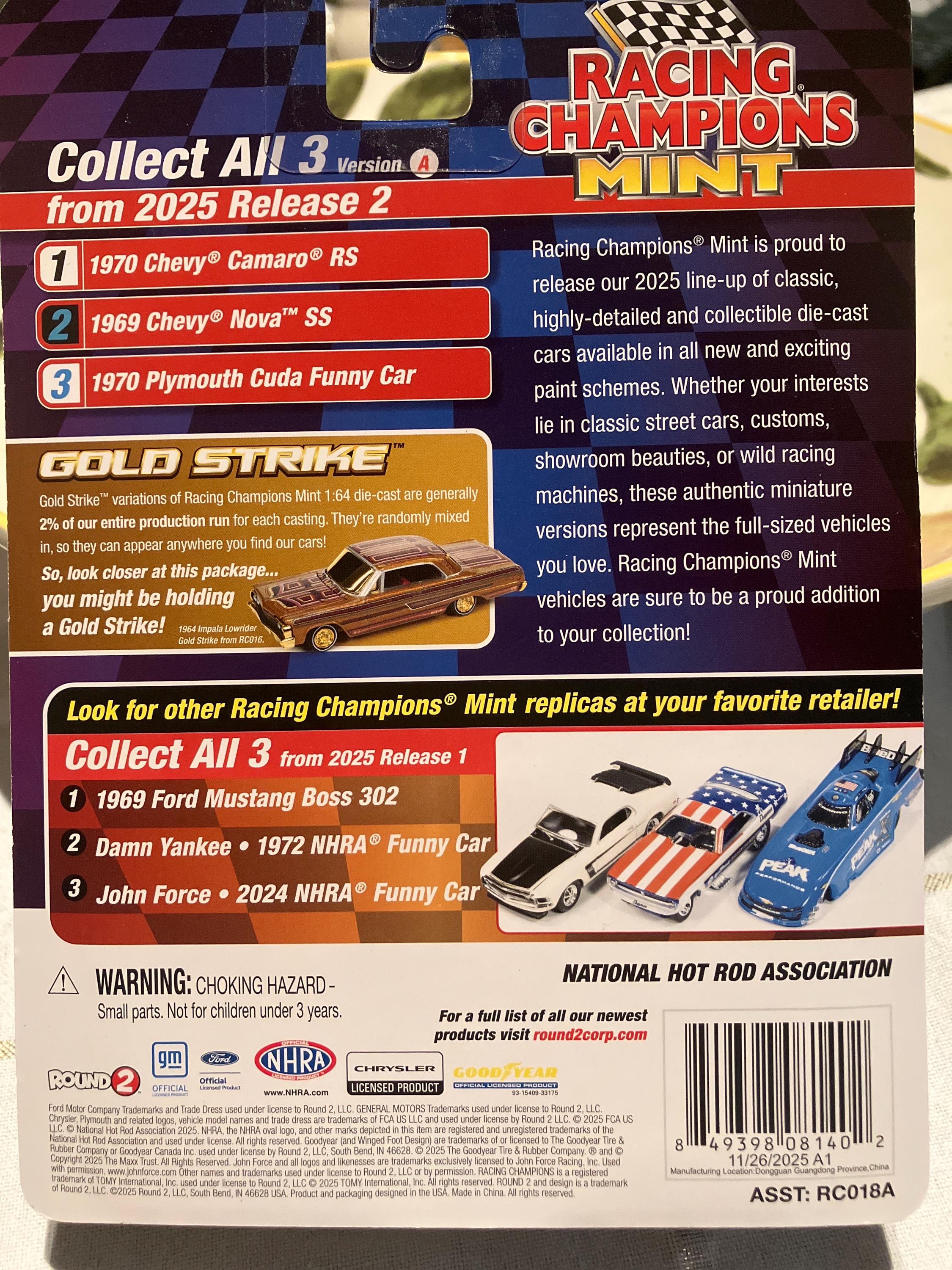 Racing Champions MINT 1970 Chevy Camaro RS-1/64 Metal Diecast Car