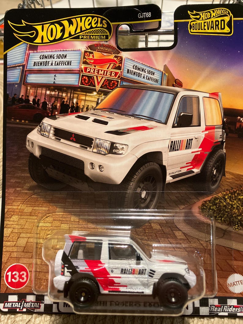 Hot wheels Premium Mitsubishi Pajero Evolution -diecast metal 1/64 car Real Riders image 1