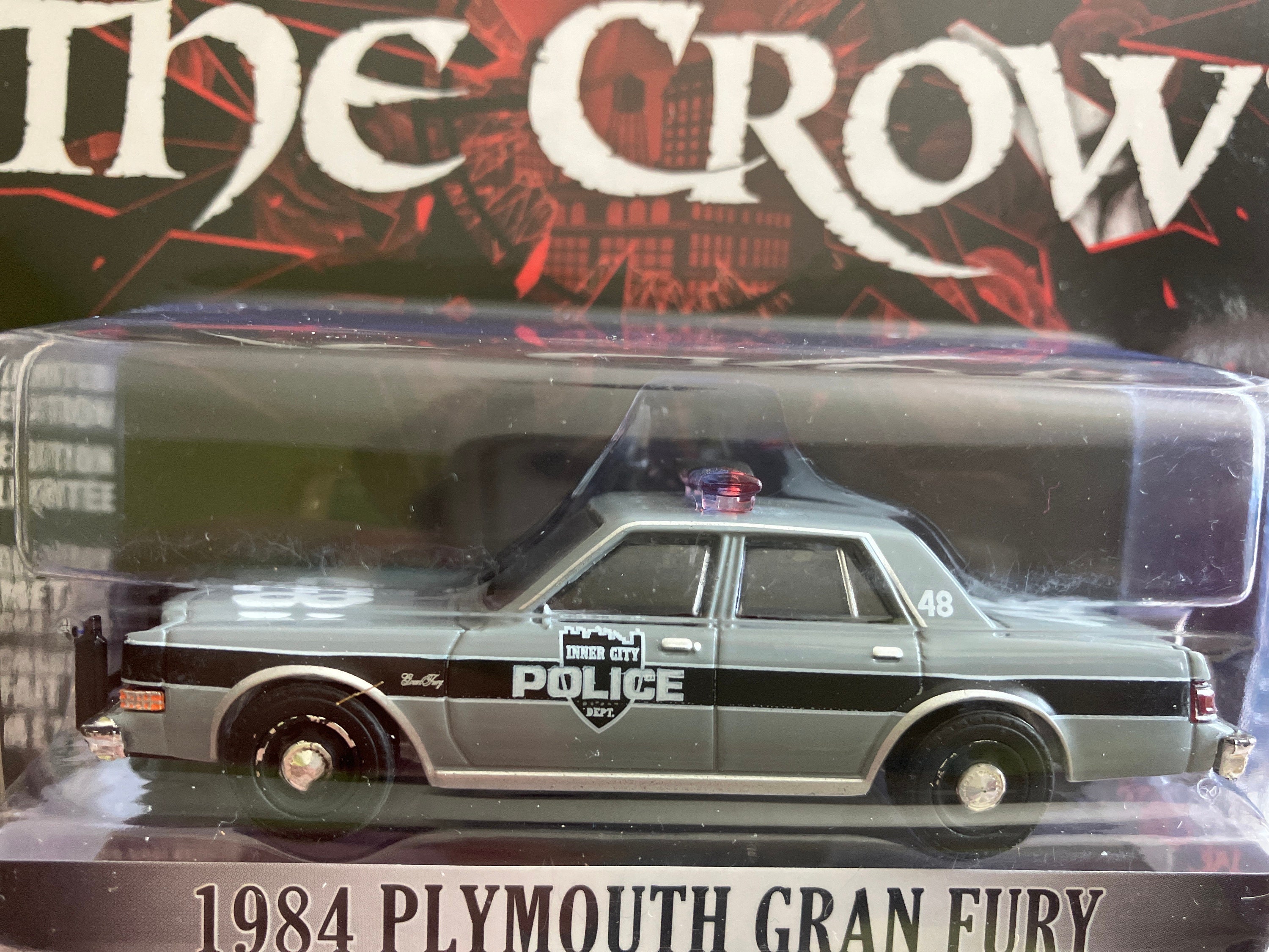 Greenlight 1/18 Plymouth Fury 1974 - Voiture Du Film Le Flic De Beverly Hills