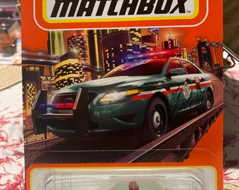 Ford Fiesta Police Municipal PILEN 1/64 en boite