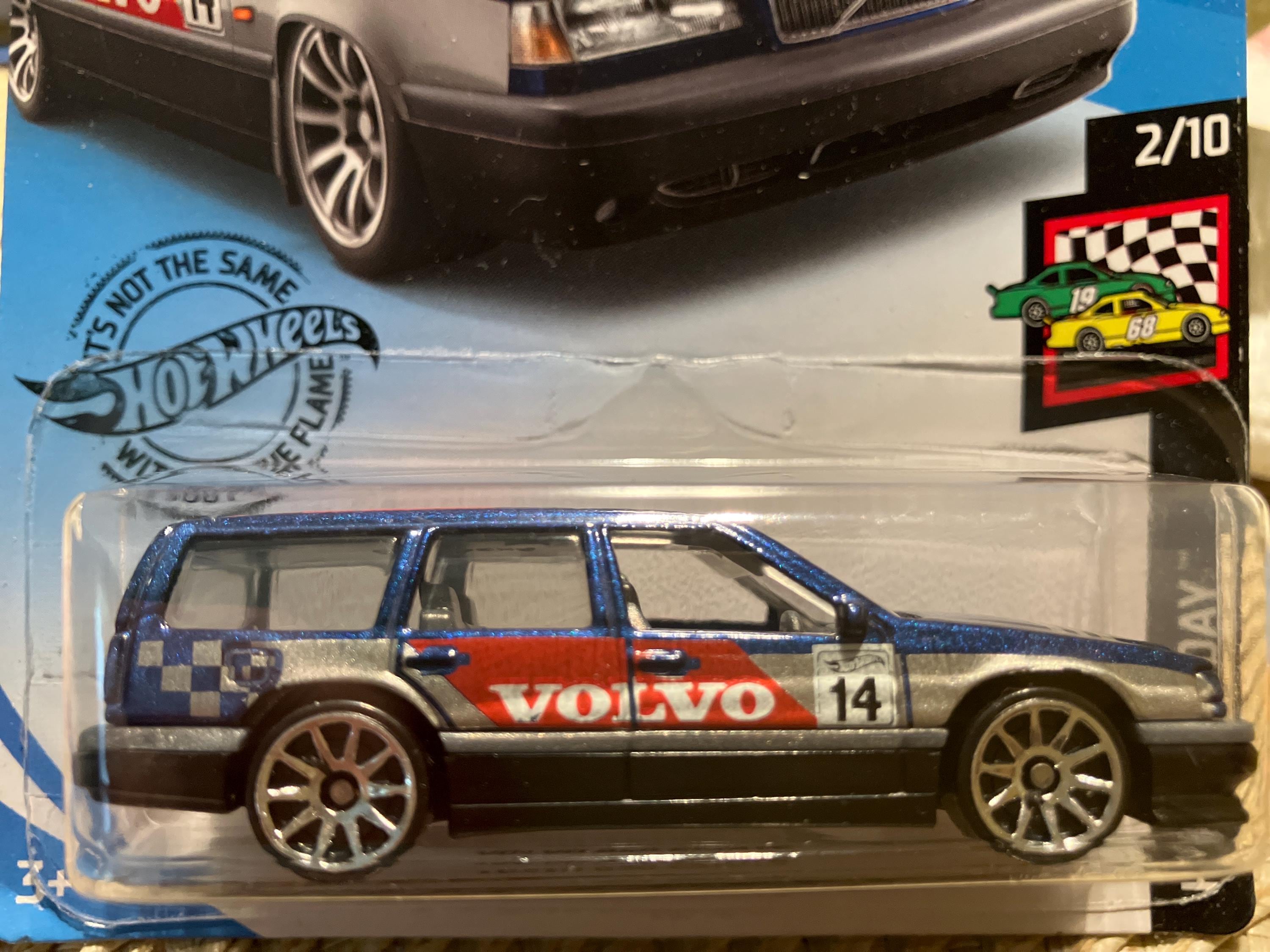 Hot Wheels Hot Wagons Volvo 850 Estate Wagon - Hobbies e coleções