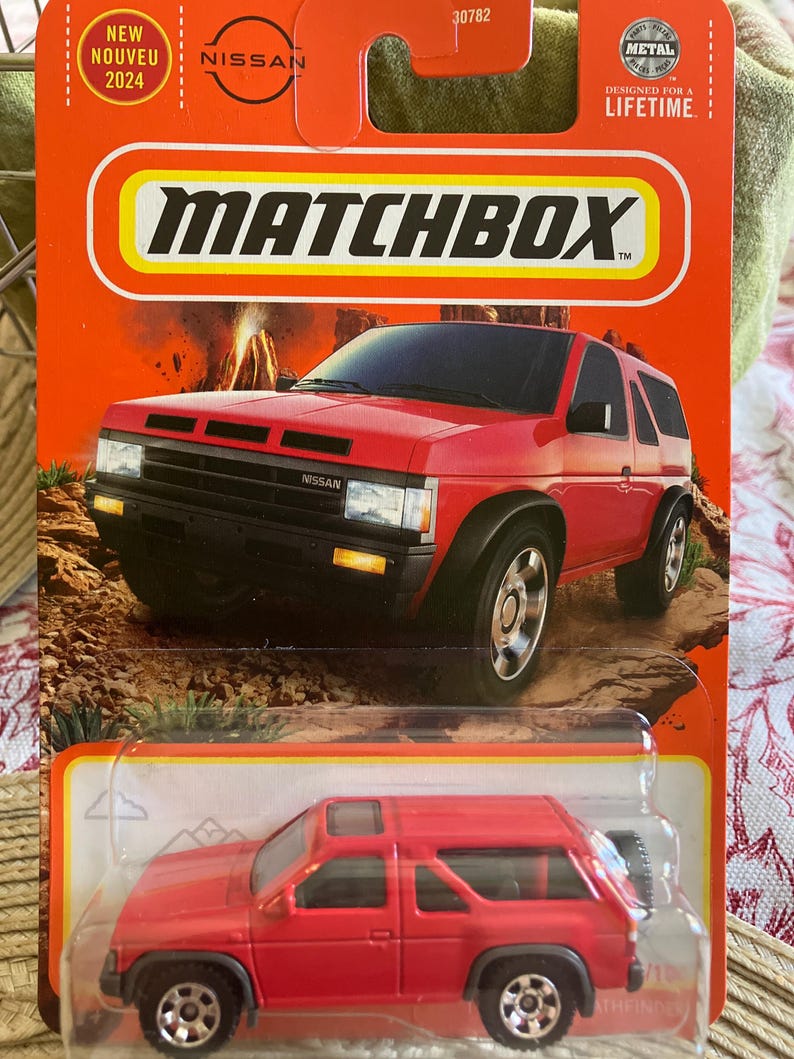 Matchbox 1985 Nissan Pathfinder -1/64 Diecast Car - Etsy