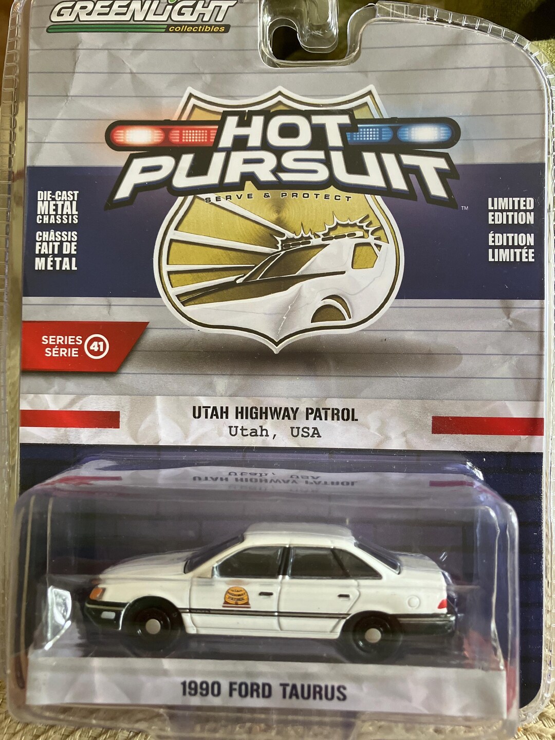 ミニカー Ford Taurus and Tool Box #13 ミニカー Ford Taurus and Tool Box #13 1:18 FORD Taurus