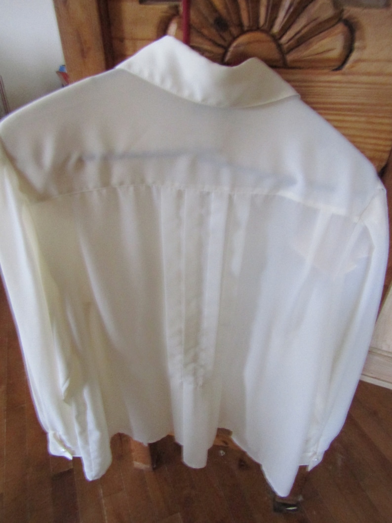 Vintage Ivory Career Blouse size 14 LeBlouse