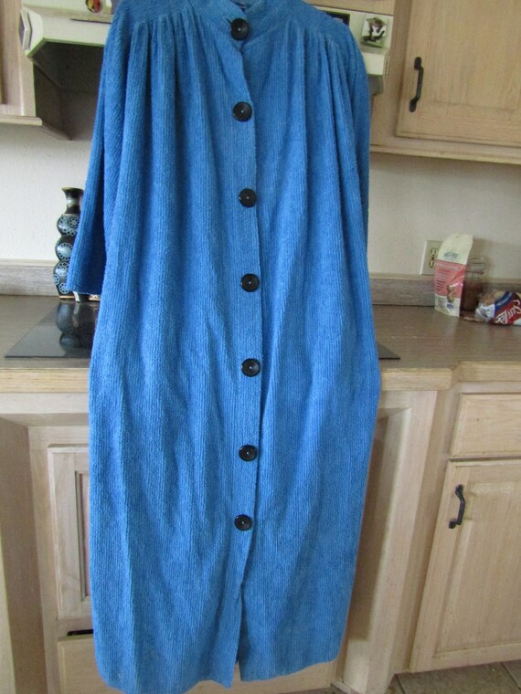 H&M Vintage Ocean Blue Chenille Robe, Large