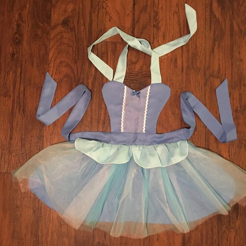 Snowflake Princess Apron (3-6) main image 0