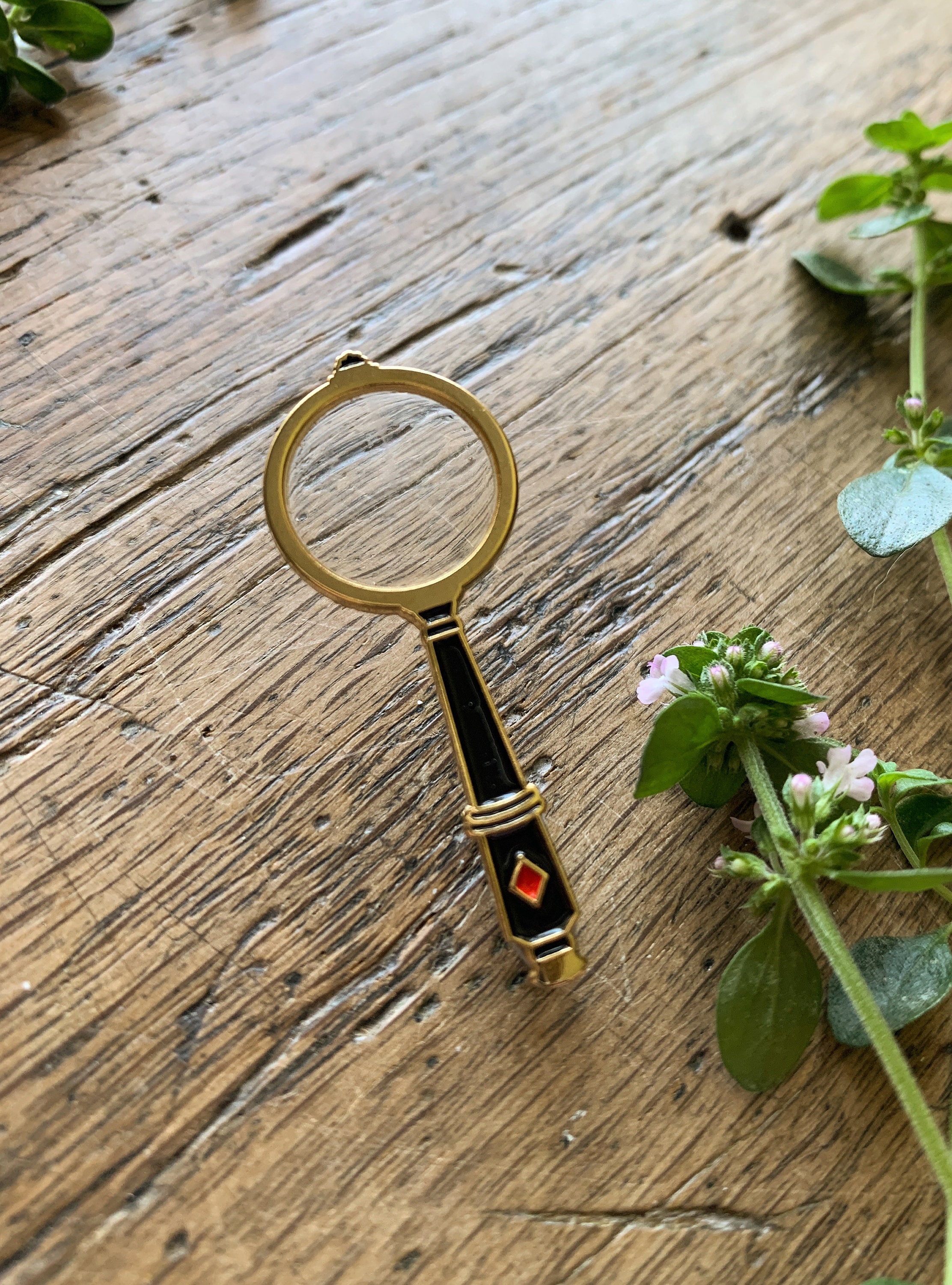 Magnifying Glass Enamel Pin Badge - Etsy UK