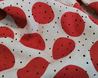 Softened pure linen fabric, red poppies pattern on natural background, 210gsm (6.19 oz/yd2). Washed linen fabric by the meter, by the yard