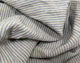 Weiches reines Leinengewebe, naturblau gestreiftes Leinen, Bio-Flachsleinen mit blauen Streifen, stonewashed Leinen als Rohware, 200 g/m²