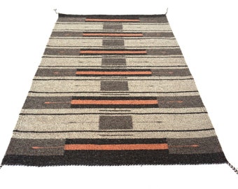 Adobe Lines. Oaxacan Wool Woven Accent Rug.  3' x 2'