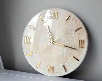 Horloge murale en marbre et résine - Décoration minimaliste moderne, accents dorés