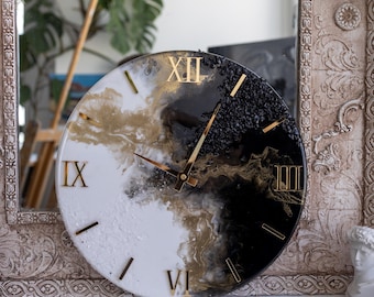 Resin Wall Clock with Gold Numerals: Modern Black and White Decor