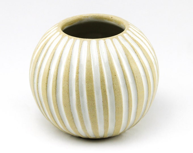 Ceramic unique ball vase white