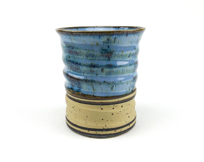 Pottery mug blue