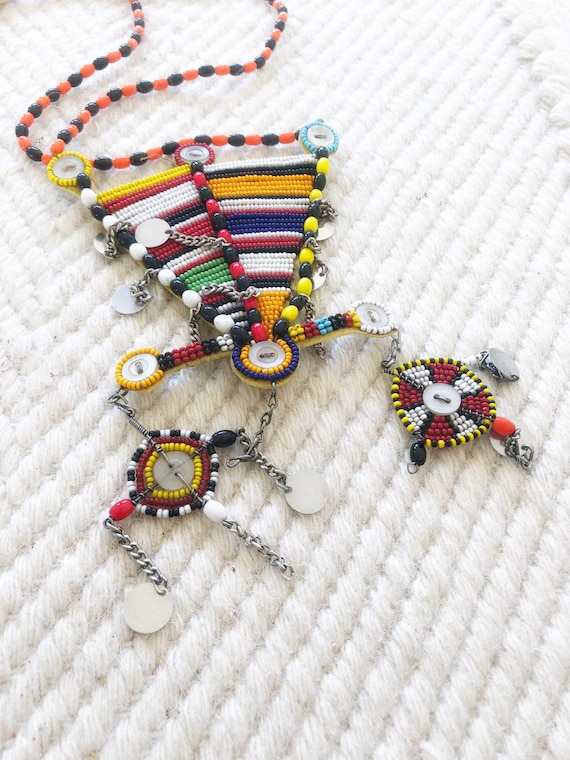 Pendant beaded necklace handmade from the Maasai M