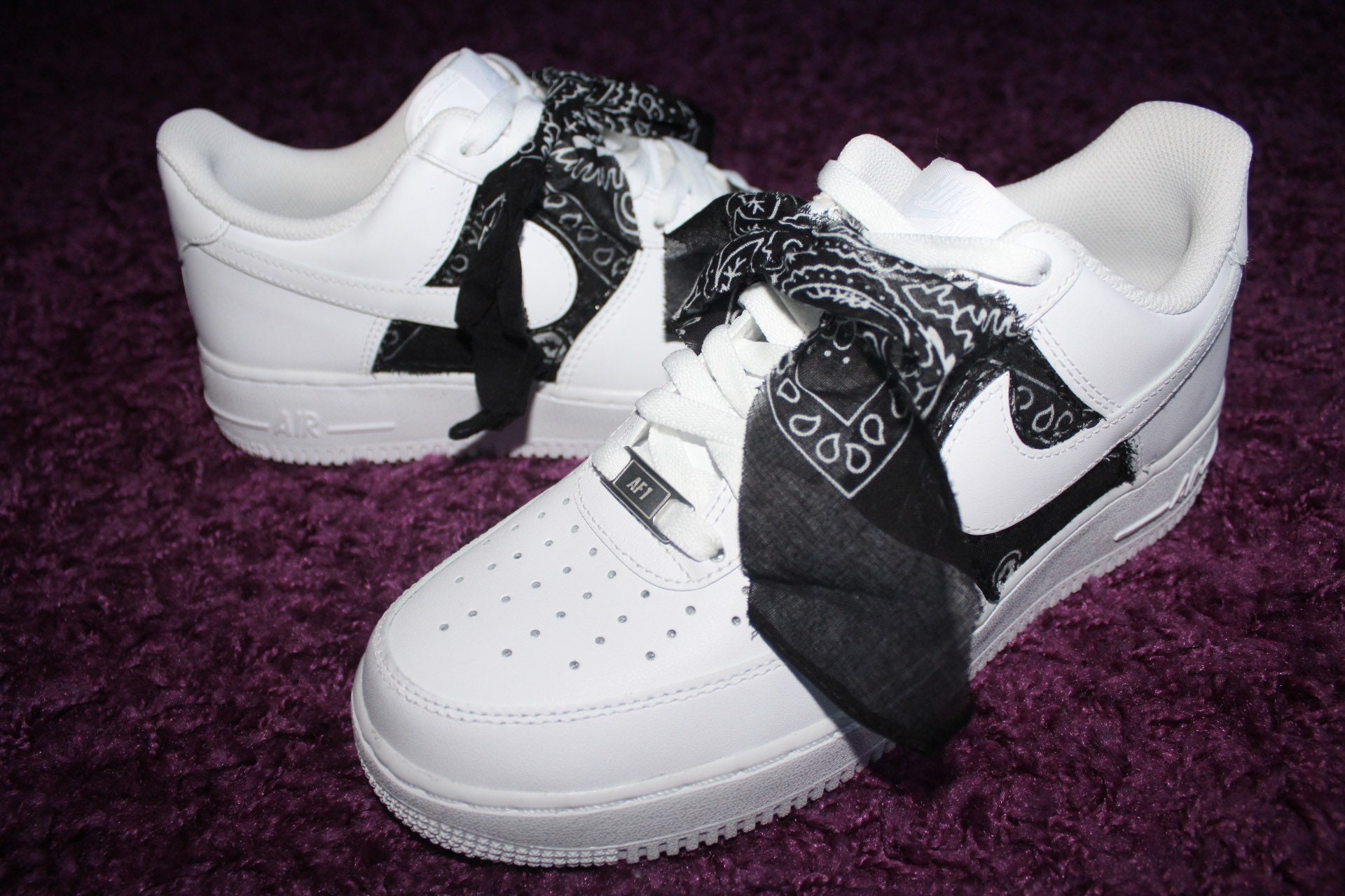 Excéntrico Vegetación Hassy Bandanna Bow Custom Air Force 1s sitched Down - Etsy Israel