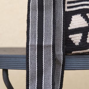 Borsa Wayuu Mochila bianca e nera, tracolla all'uncinetto, Boho Chic image 6