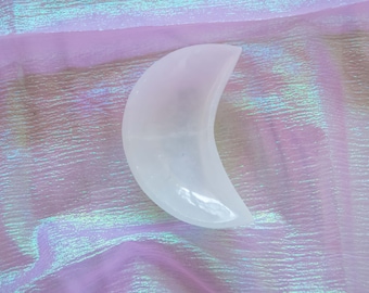 White Selenite Moon Bowl, White Selenite Crystal, Moon Shaped Crystal, Natural Selenite, Polished Selenite Crystal Moon, Cleansing Bowl