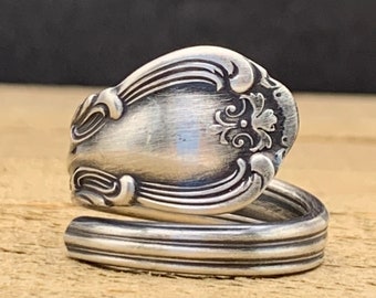 Sterling Silver Spoon Ring, Gorham Silver, Chantilly Pattern 1895, Vintage Jewelry, Statement Ring