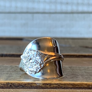 Sterling Silver Bouquet Spoon Ring, Gorham Floral #759 Pattern 1895, Delicate Spoon Ring