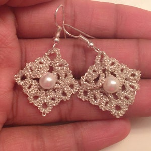 Tatting PDF Pattern - Frivolite Lace Earrings 1