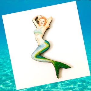 Mermaid pin 1950s Pinup girl brooch Wooden lapel pin Vintage inspired wood jewellery Sexy glam pin Siren brooch Sea nymph Ocean accessory