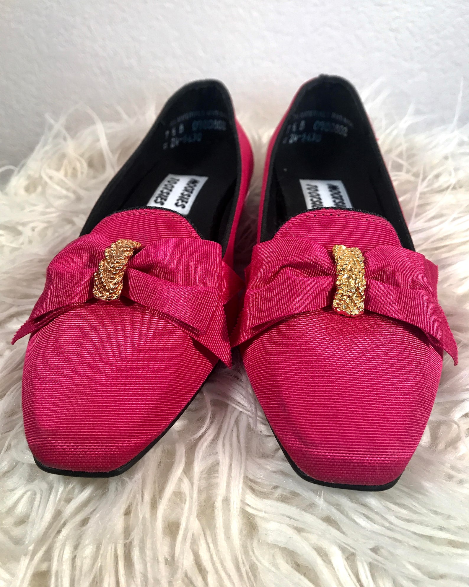 80s fuchsia satin ballet flats / vintage hot pink shoes