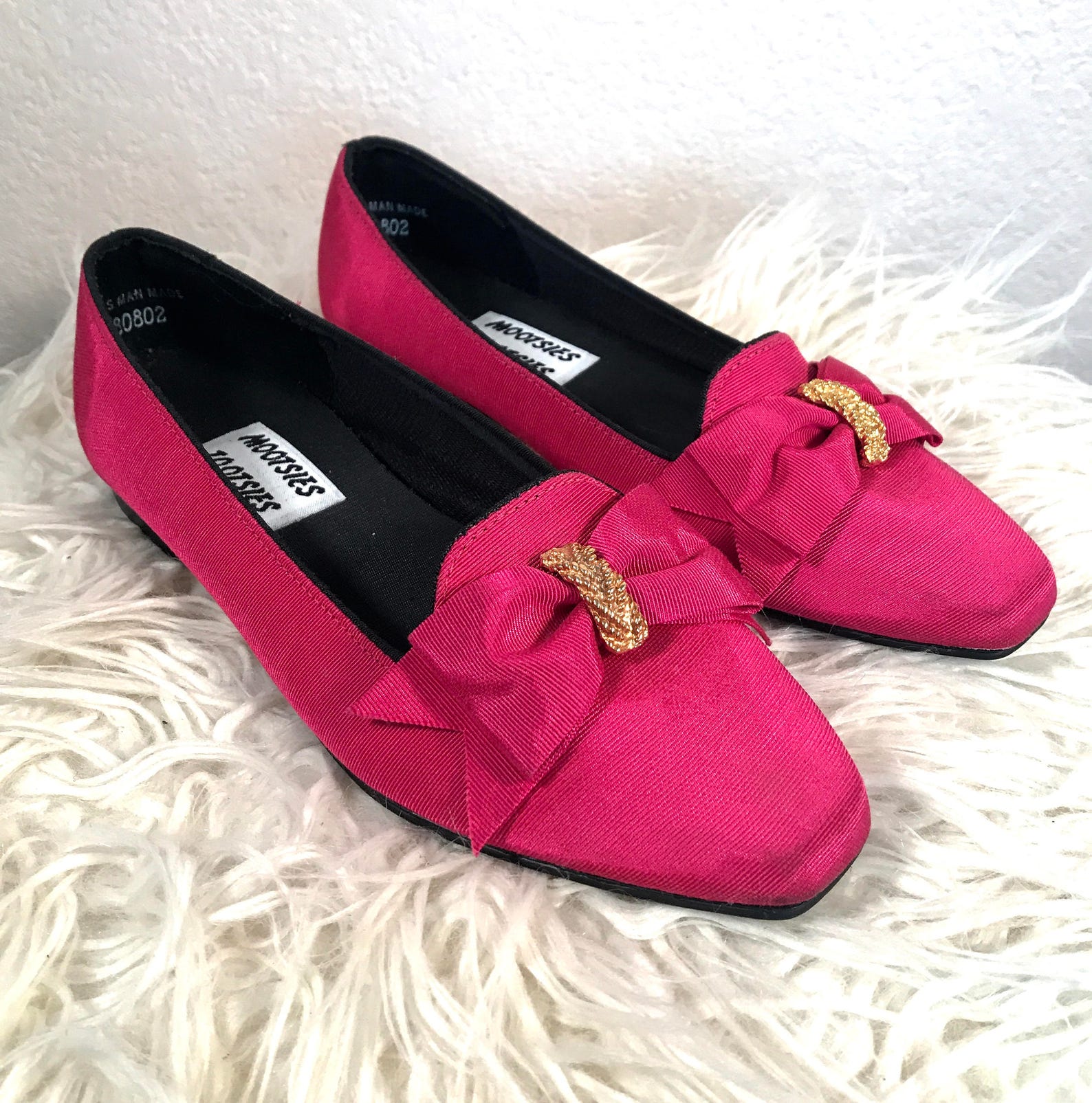 80s fuchsia satin ballet flats / vintage hot pink shoes