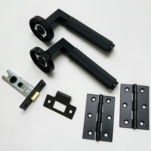 Black Reeded Lever Latch Pack Door Handles Hinges Set