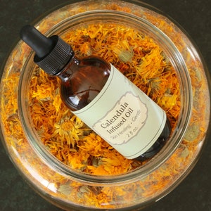 Organic Calendula Infused Oil • Skin Healing • Handmade with love by an herbalist/nutritionist/energy healer