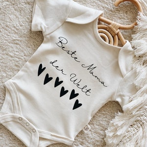 Geschenk Babybody Beste Mama der Welt Baby Body Geschenk Biobaumwolle Boho Babymode Geburtstag Muttertag Bild 1