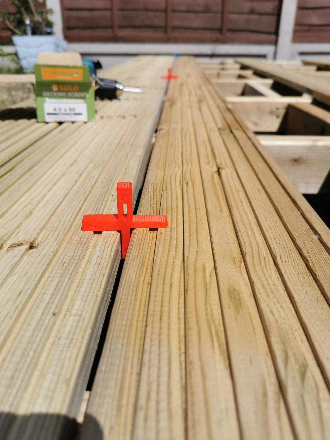 Decking Spacers Allinone Tool to Create 5, 6, 8 or 10mm Gaps in