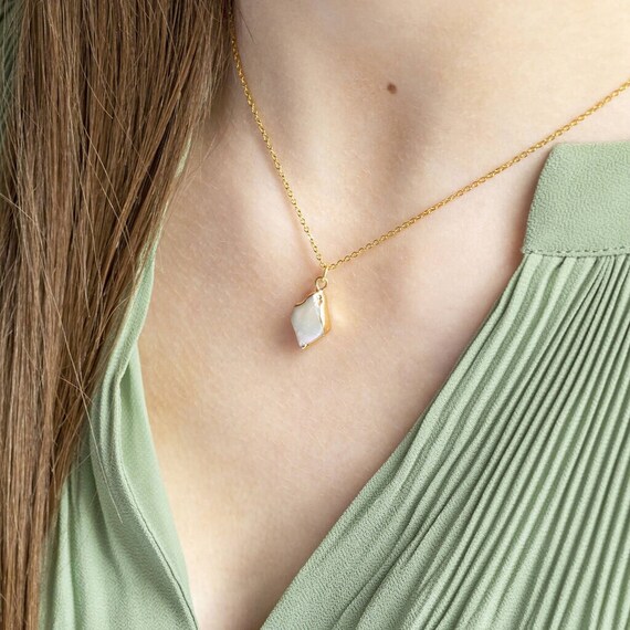 Gold Rhombus Pearl Pendant Necklace - Etsy