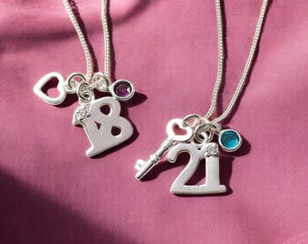 Collier pour 18e ou 21e anniversaire avec pierre de naissance