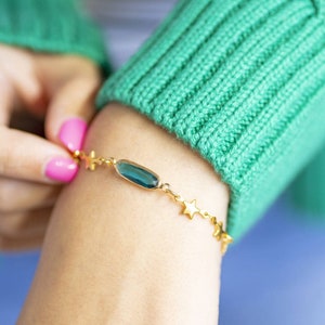 Star chain bracelet with birthstone detail