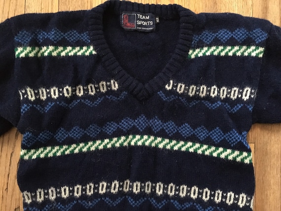 Vintage 1970s-80s 100% Shetland Wool V-Neck Pullo… - image 1