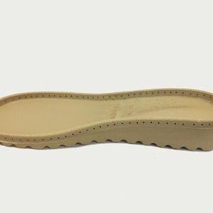 Vorgelochte Sohlen für die Herstellung von Schuhen Damensohlen
