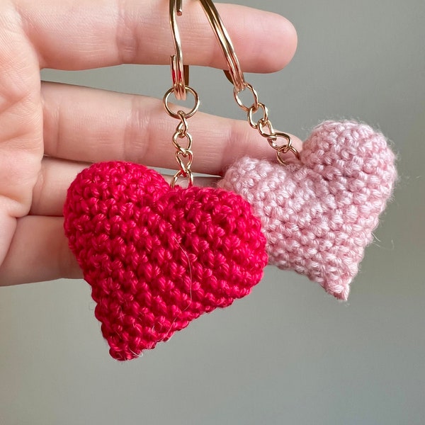 Handmade Heart Keychain - Cute Crochet Charm for Her - Handcrafted Gift - Valentine's Day Love