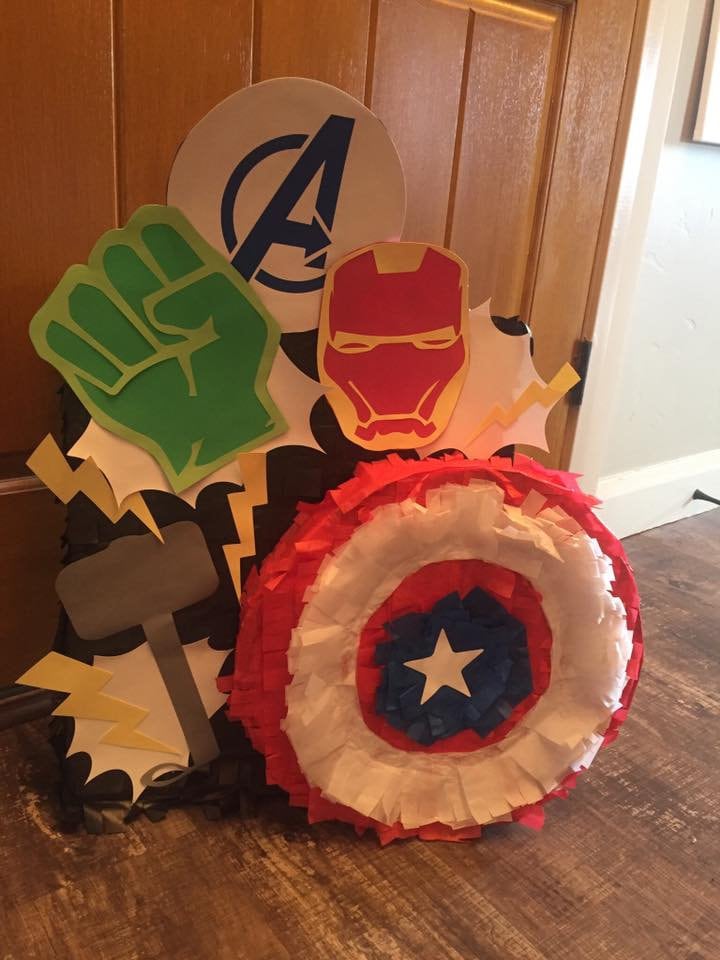 Captain America shield Piñata Kids Smash Party Fun Avengers Red UK Super  Hero