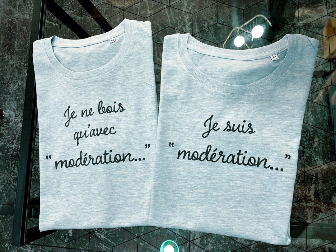 T-Shirt Col V Humour – Je Bois Toujours Avec Modération… Je Suis La Modération ! Cadeau Drôle