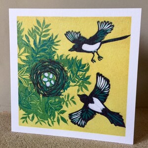 Magpie Nest - carte d’artiste à partir d’une impression linogravée originale