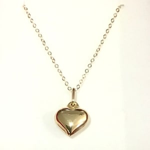 Brand New 14kt Gold Small Puffed Heart w/Chain