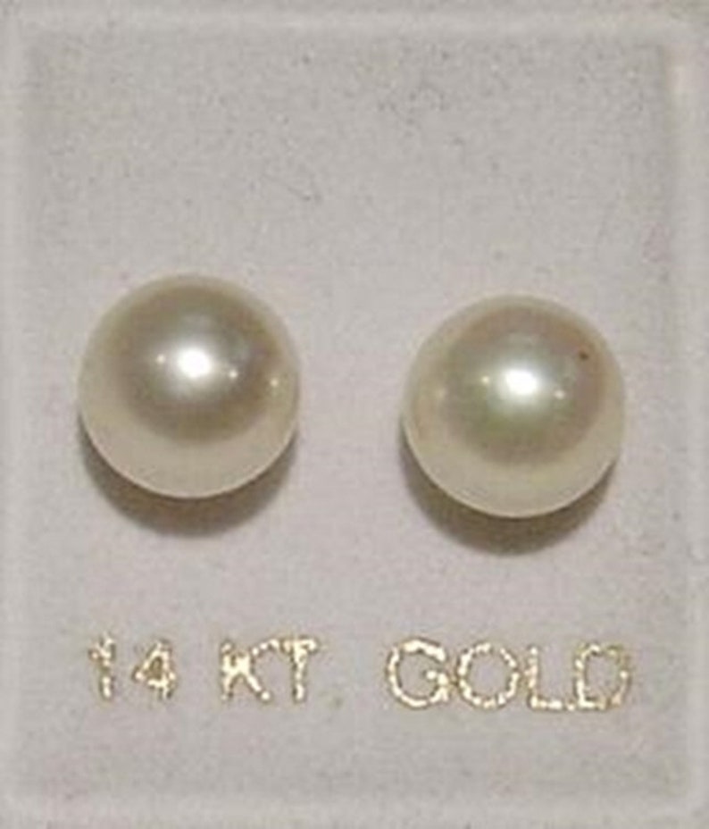 New 14k GoldCULTURED PEARL 8.5mm Earring Studs-Free Shipping!