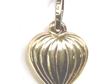Brand New 14k Gelbgold ausgekleidet HERZ Tiny Charm