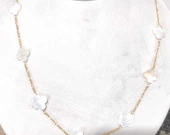 Brandneue 14k Gold Damen Perlmutt KLEE Halskette (verschiedene Längen)
