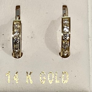 New 14K Gold Tiny Huggie Earrings w/Dias