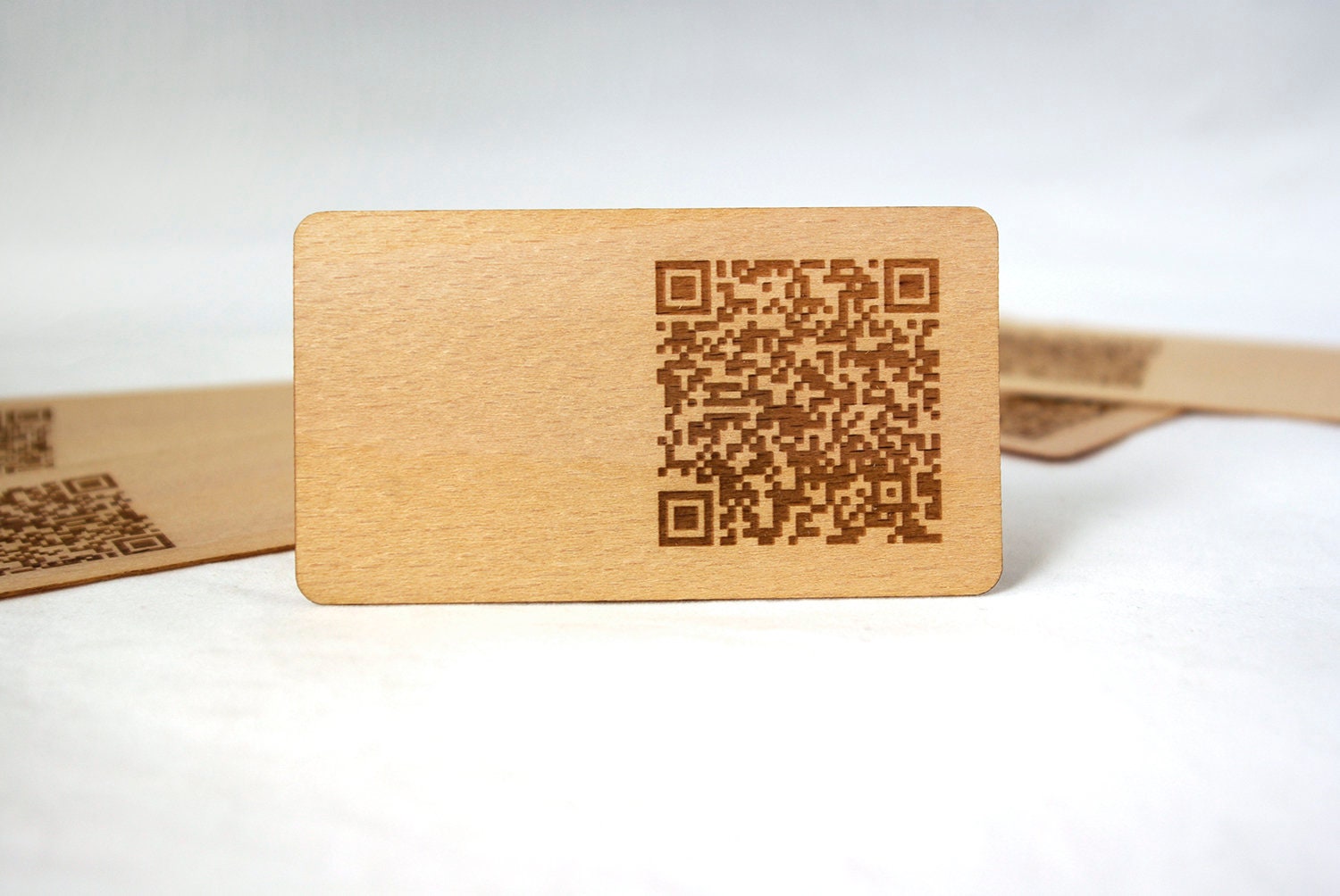 Set of 100 QR code engraved beech veneer Business Cards, Custom QR code cards, Personalized wooden card, Wedding QR signs, Wifi Qr code card