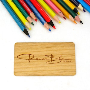 Lot de 50 cartes de visite gravées au laser en placage de cerisier, cartes en bois personnalisées, cartes design personnalisé, cartes de visite uniques